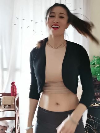 快手小阿姨霞旗袍热舞视频资源评选活动,欣赏传统与现代的完美结合