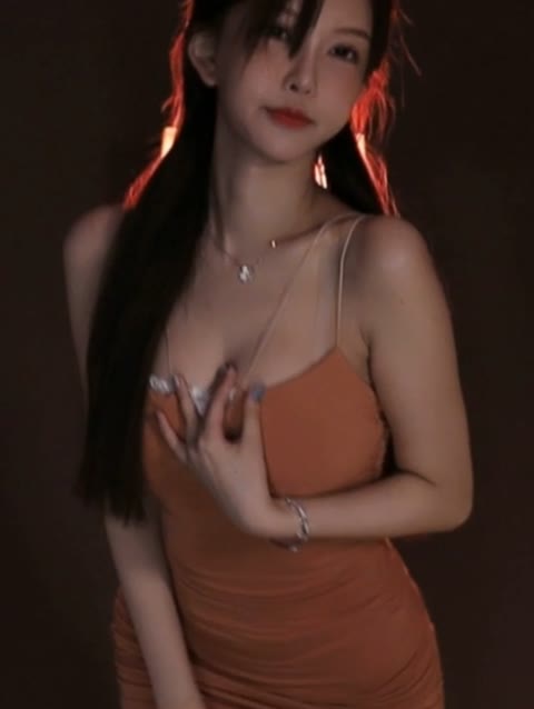 南妹儿遭超管打压,王雨檬热度反超!