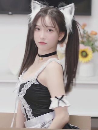 南妹儿再出奇招!新直播方式竟听大哥的话!