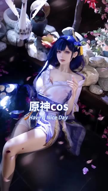 越南萌妹魔法师@Sayo Momo 写真集，带你领略二次元世界的魅力