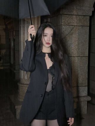 Sia 不吃鱼微密圈#嘉宾专享帖#美腿特写，让人眼前一亮