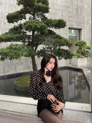 微密圈Sia不吃鱼,全套写真合集下载