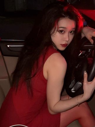 Sia 不吃鱼的怪照片，背后的故事你知道吗？