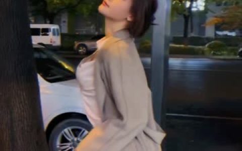 就是阿朱啊的节日装扮，分享她的节日穿搭