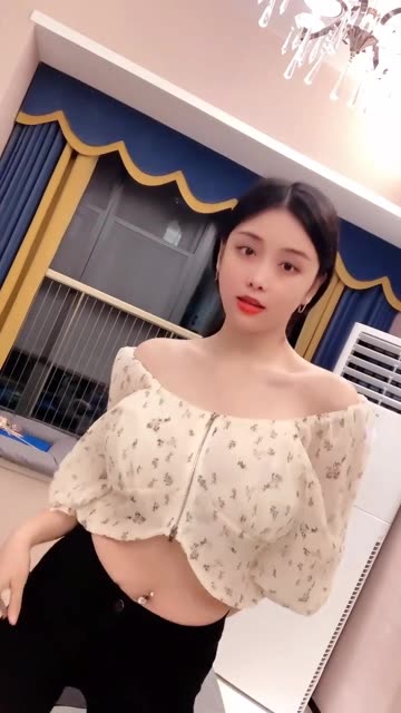 奶雯微密圈全套合集,图片及视频大全