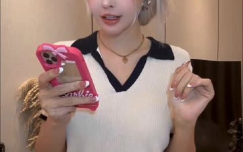 温婉腼腆于芷晴，微密圈图片却反差很大？