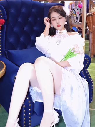 不呆猫cos图片合集，私人订制香艳魅力