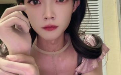 Zinie的Kurumi Dark Nurse 胡桃暗黑护士，COSPLAY的独特魅力