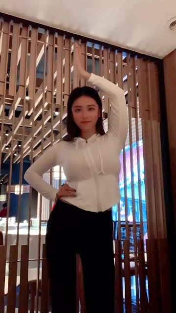 奶雯微密圈全套合集,图片及视频大全