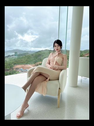 不呆猫灰丝御姐套图，付费下载资源大集合