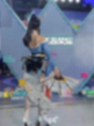 不呆猫-《碧蓝航线》高雄 爱宕泳装 COS,惊艳登场!