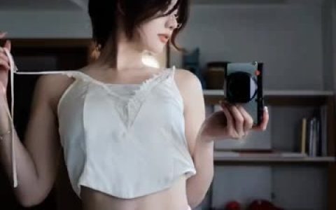 网红就是阿朱啊电竞男友打游戏被打扰的下场写真照图片视频