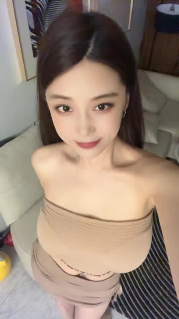 抖音奶雯微密照片合集,微笑的文文weme圈视频汇总