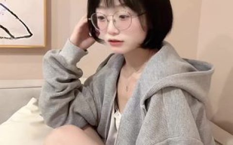 王胜利微密圈合集抖音60万粉丝的擦边博主长相清纯可爱