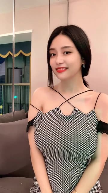 奶雯微密圈全套合集,图片及视频大全