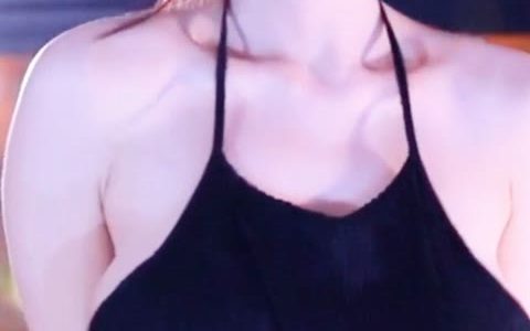 小恩雅cc至尊版私人订制分文不花就白嫖背后的故事