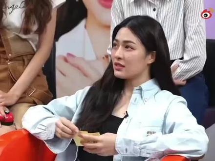 ZinieQ越南COSER精美写真壁纸合集，艺术与美的结合