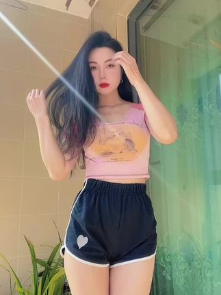 小猫咪611微密圈视频合集,可爱憨态的展现