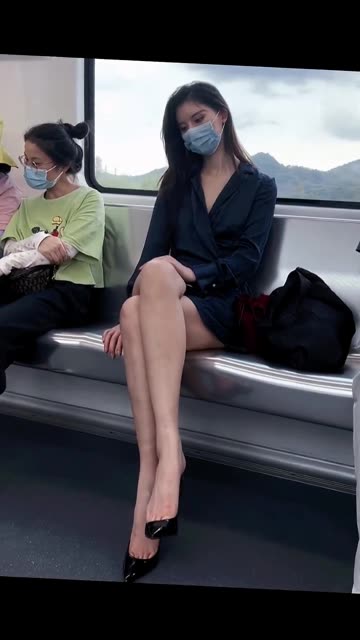 网红就是阿朱啊电竞男友打游戏被打扰的下场写真照图片视频