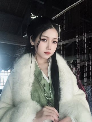 微博网红不呆猫cos吉他姐姐,写真摄影作品