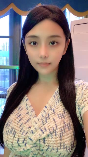 奶雯微密圈全套合集,图片及视频大全