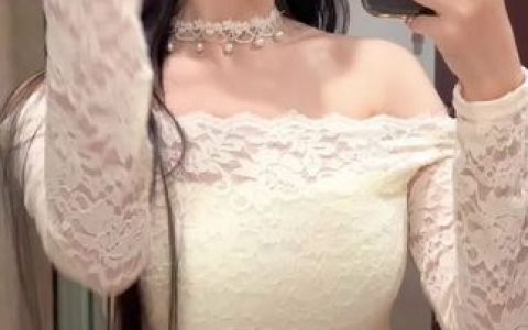 不呆猫摇身变成天台JK小猫，静谧陪伴美好瞬间