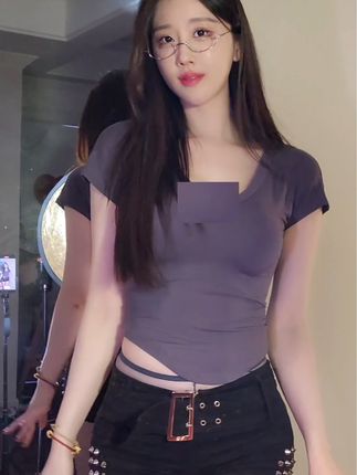 轩子巨二兔的微密圈原画短视频付费合集,珍藏版内容