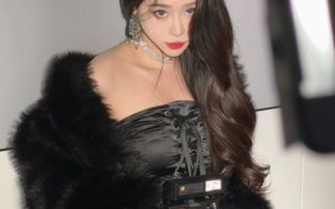 sia不吃鱼全套作品赏析，微密圈穿搭美感艺术