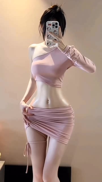 牛奶里的果汁微密圈图片,透视黑网纱写真全集