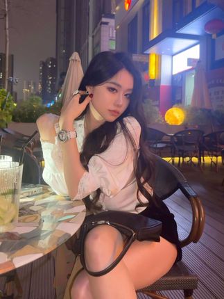 “Sia 不吃鱼”的独特魅力,姿势越怪,照片越爱!