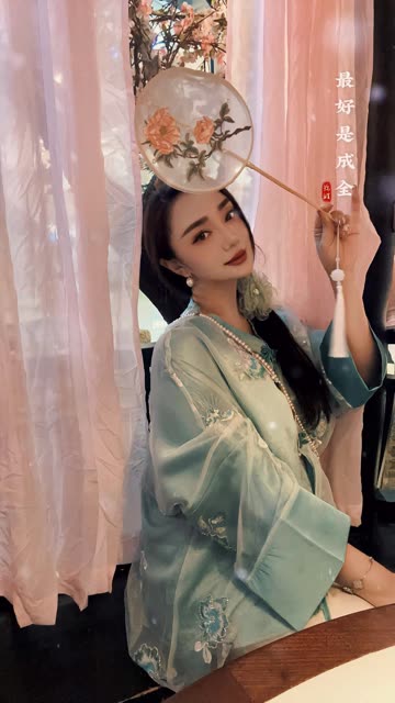 微博红人阿色微密圈,43万粉丝的专属写真