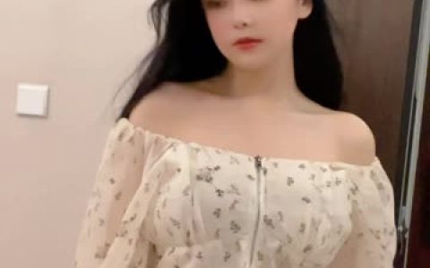 抖音网红奶雯微密圈是什么？资讯和福利一网打尽