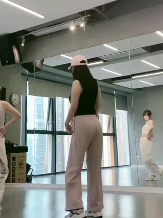 探索抖音奶雯微密圈，发现付费资源的震撼之处