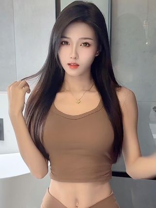 我是来拍视频不会下水游泳,@梅美baby 微博视频热评解析