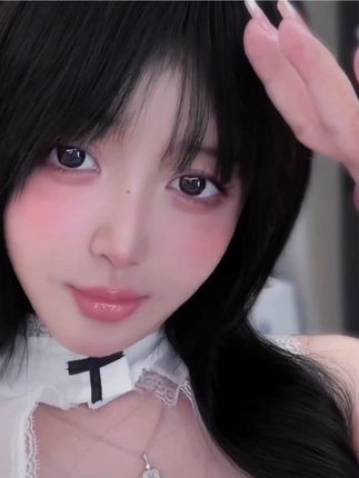 阿尔卑香小狗子微密圈照片合集曝光，真实的她比视频更美