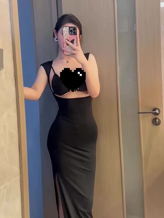 不爱笑的赛琳微密圈资源,她的独家高清写真全集