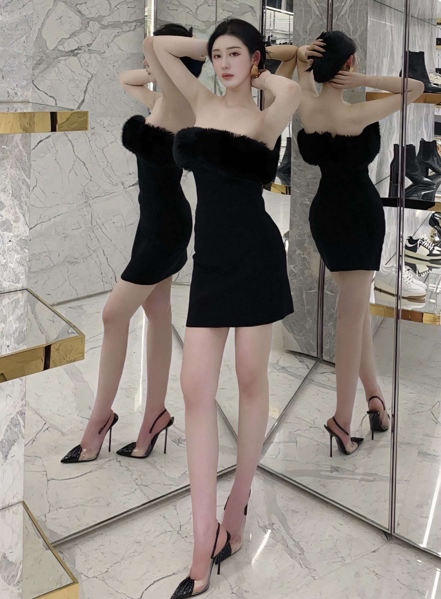 不爱笑的赛琳微密圈付费写真,百变造型与独家风采