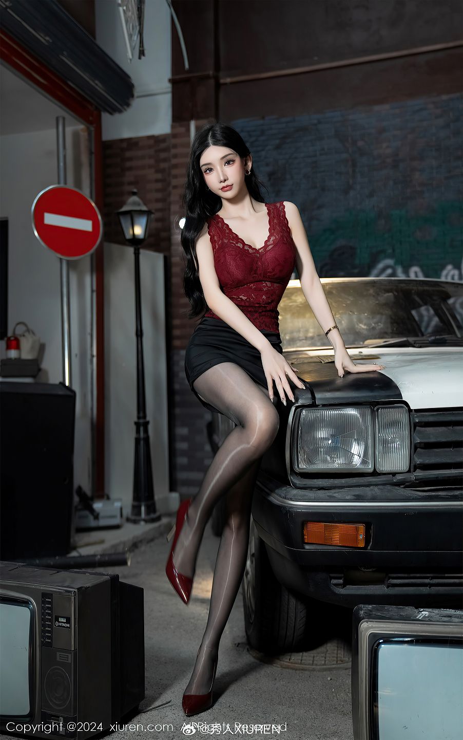 周于希组合图集，个人资料与私人定制图赏析