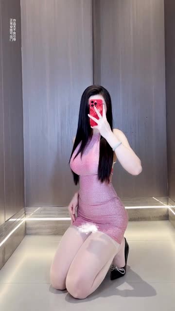 夜晚停车场高挑美女晚苏susu,空姐制服黑丝写真