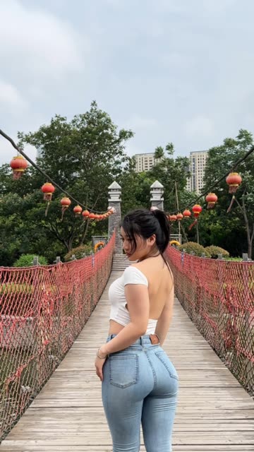 weme觅圈詹詹线上社交平台的新领导者探寻她的魅力与粉丝互动,詹妮如何在微密圈崛起的故事