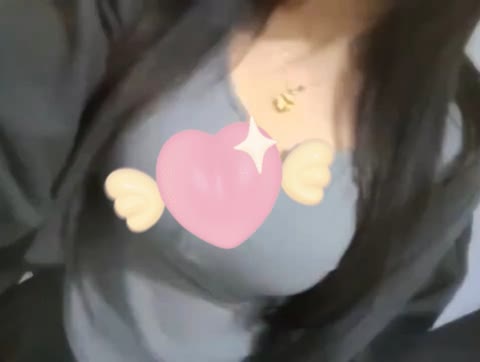 晴天小猪本猪微密照片集，免费欣赏她的绝美瞬间