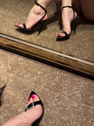 抖音网红脸红Dearie，揭秘她的神秘面纱！