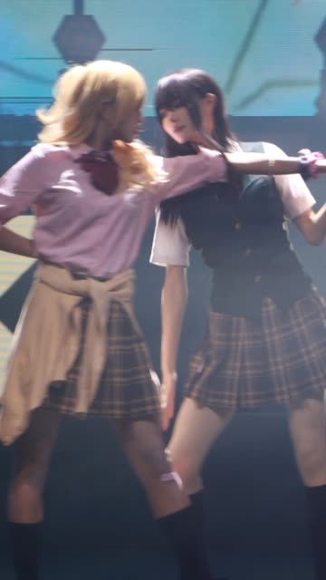 一小央泽甜美稚气少女图包图片,这是青春的味道!