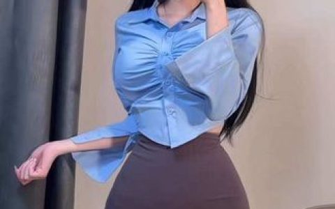 妮温柔#微胖女生，碎花裙让她更有味道，她的碎花裙穿搭秘籍公开