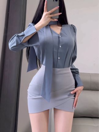 妮温柔#碎花裙，夏天的味道扑面而来，为什么碎花裙成为夏日标配？