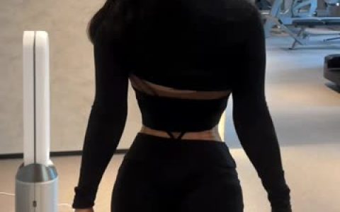 詹詹0220微博觅圈定制视图赏析独家定制视图首发，探索詹妮的定制付费作品