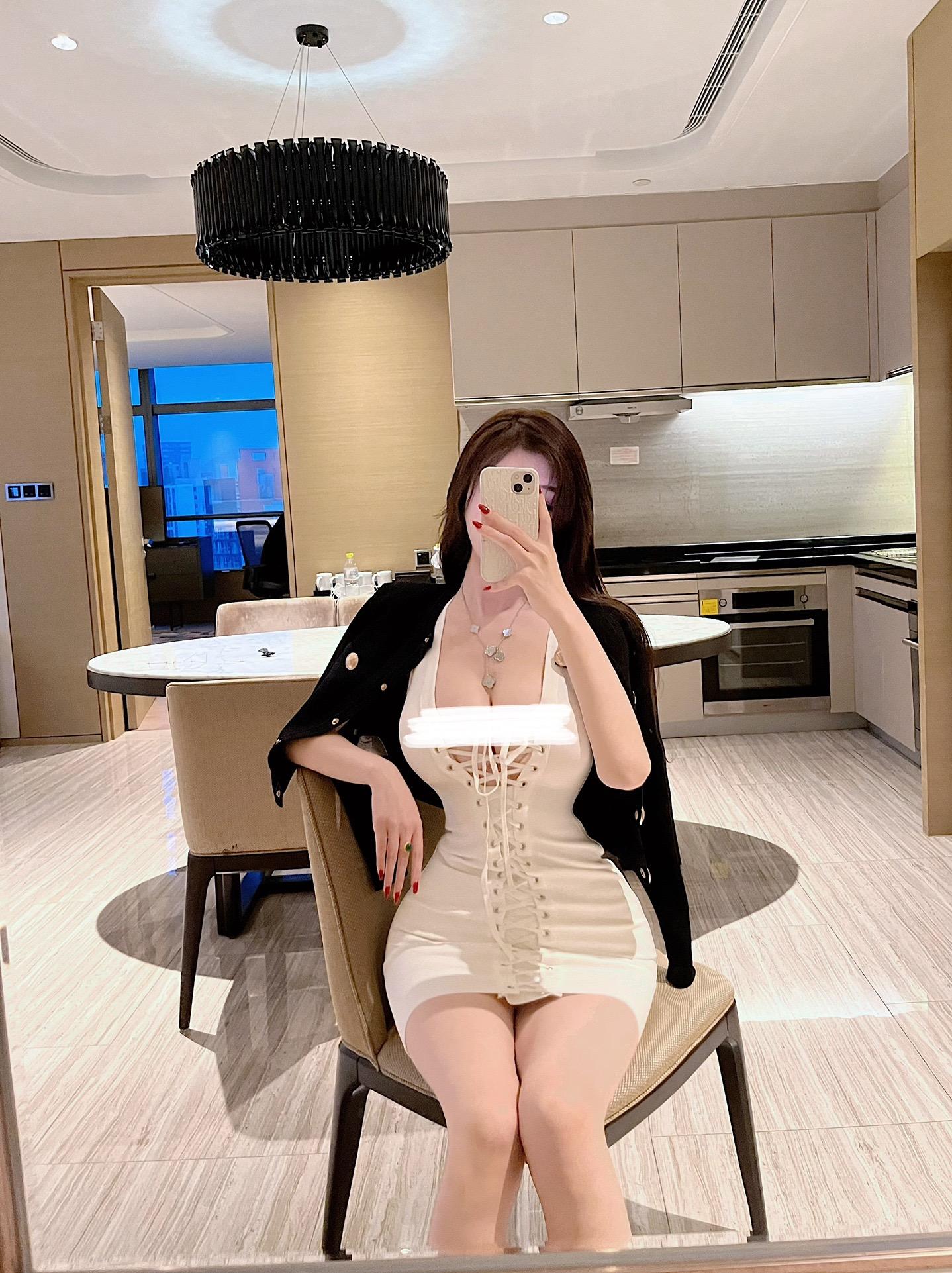 超会整活的网红脸红Dearie,高铁之旅火爆全网!