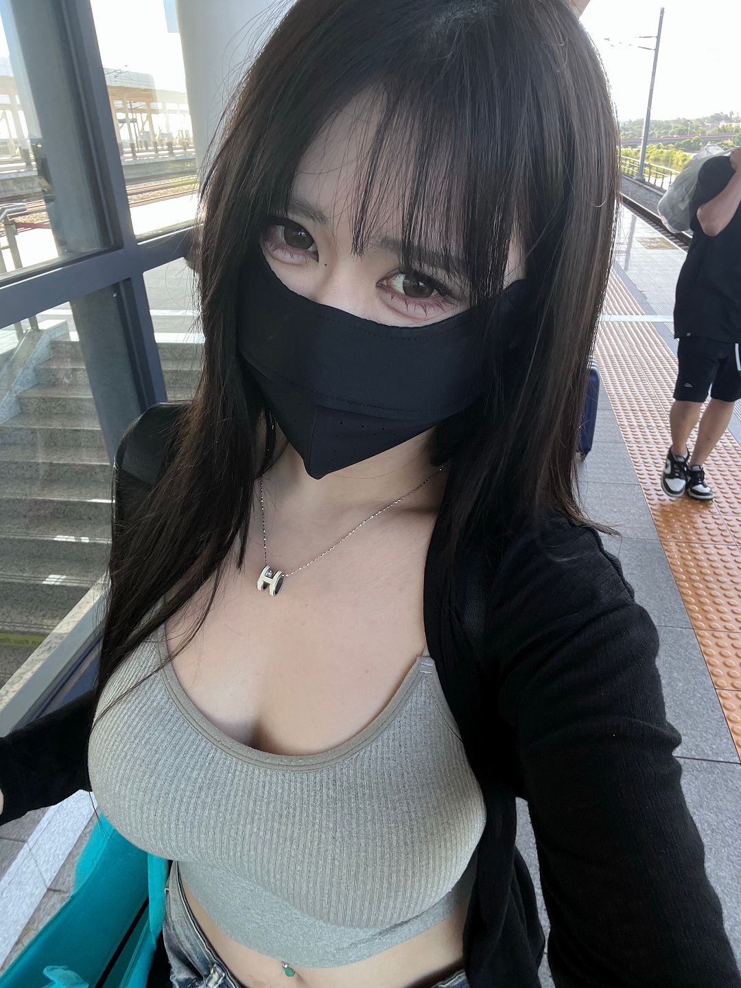 写真丨Tina很妖孽呀职业装秘书，黑丝御姐魅力