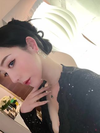 不爱笑的赛琳微密圈付费资源，独特风采与视觉冲击