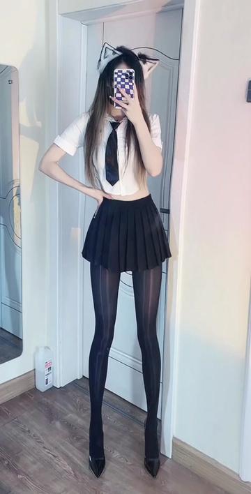 脸红Dearie图片欣赏,领略她的迷人风采!